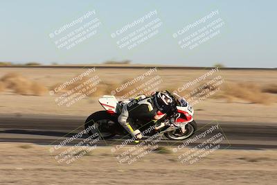 media/Nov-02-2025-CVMA (Sun) [[337aff29ab]]/Race 18-Supersport Middleweight/